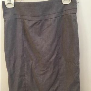 Grey pencil skirt